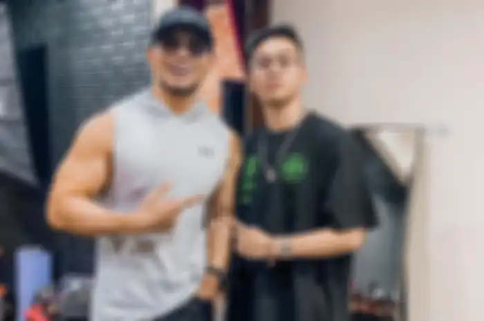 Deddy Corbuzier dan Indra Kenz.