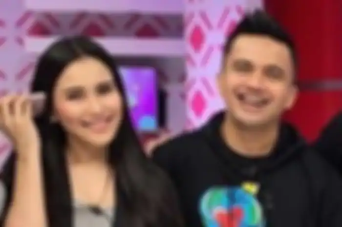 Ayu Ting Ting dan Sahrul Gunawan 