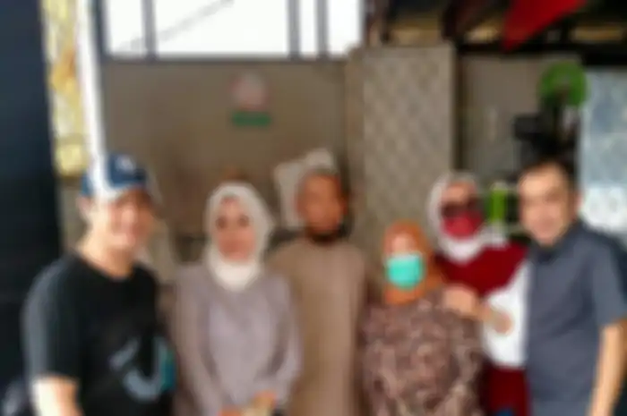 Elma Theana punya jurus ampuh untuk membungkam mulut manis Ferry Irawan. Dia mengungkap kebohongan suami Venna Melinda.