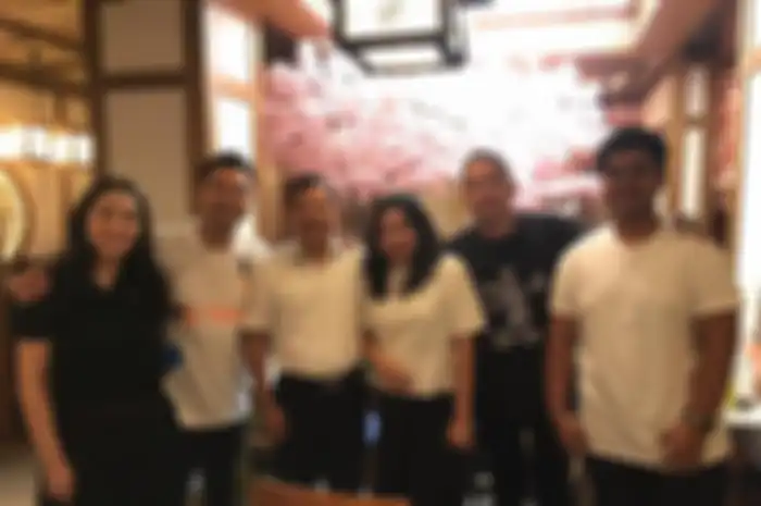 Dokter Terawan yang dipecat IDI ternyata pernah berjumpa Raffi Ahmad dan Nagita Slavina. Namun, foto Nagita Slavina justru curi perhatian.