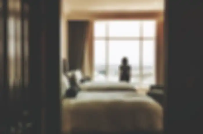 ilustrasi menginap di Hotel