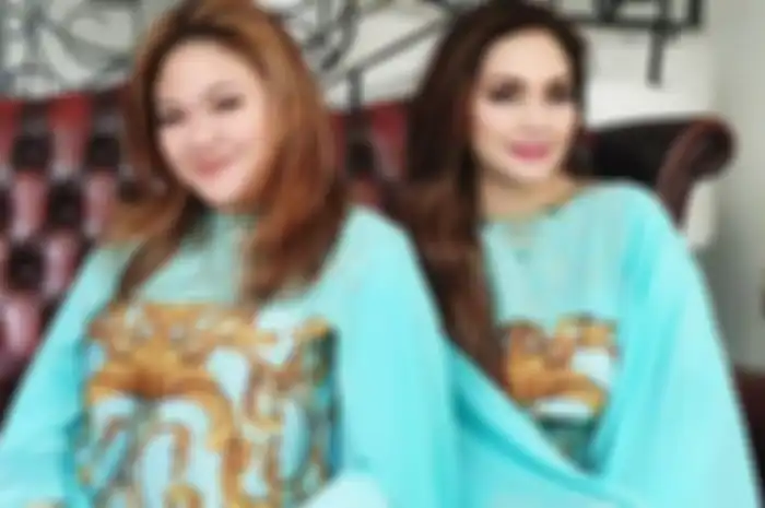 Olivia Nathania dan Nia Daniaty