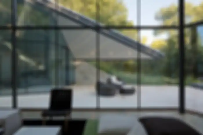 Ilustrasi kaca pada interior rumah