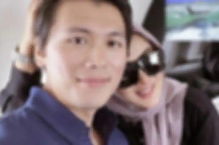 Reino Barack dan Syahrini