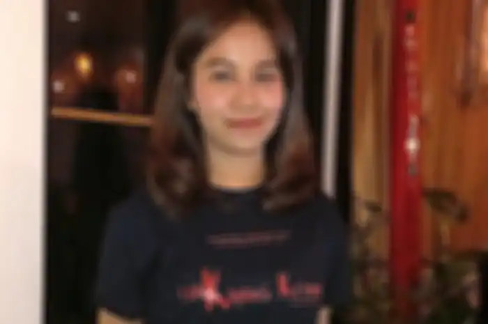 Mayang debut akting