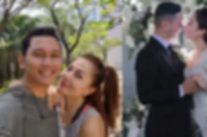 Emma Waroka dan suami berondongnya yang 18 tahun lebih muda