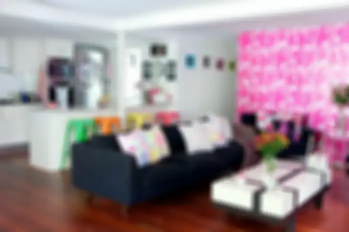 Ilustrasi interior dengan warna neon