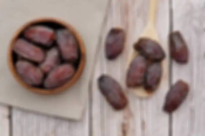aturan makan kurma