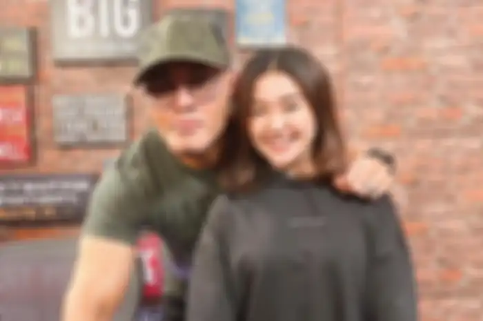 Deddy Corbuzier dan Chandrika Chika.