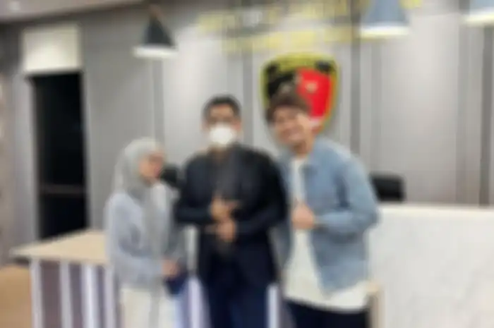 Rizky Billar dan Lesti Kejora sempat bertanya-tanya tentang nominal uang yang diberikan Bos DNA Pro karena melebihi rate card kolaborasi.