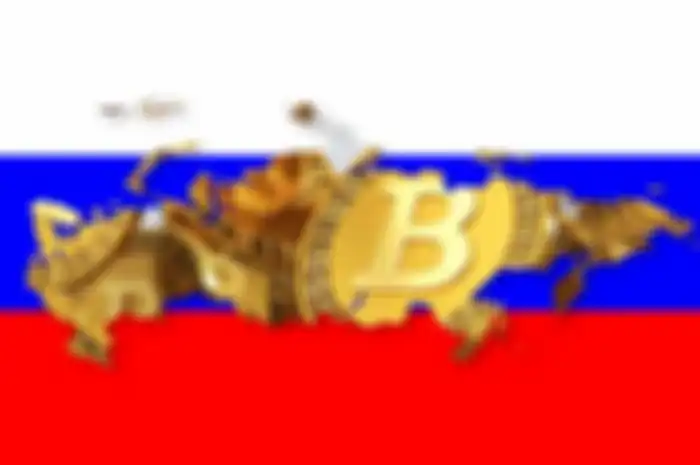 Ilustrasi mata uang Bitoin dan bendera Rusia