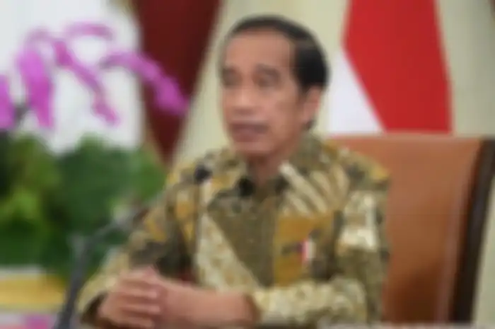 Jokowi izinkan masyarakat lepas masker di ruang terbuka.
