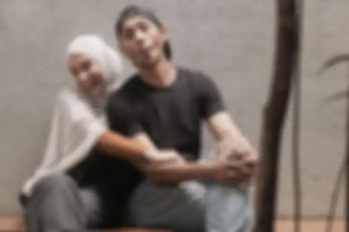 Arya Saloka dan istrinya Putri Anne 