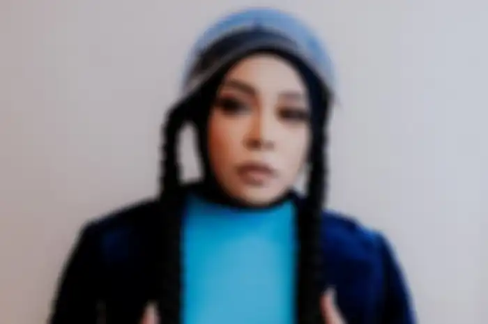 Melly Goeslaw.