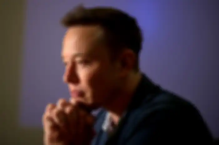  Elon Musk 