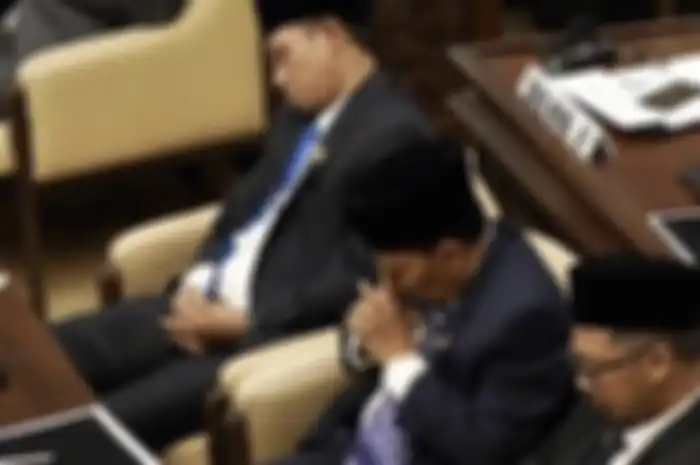 Foto pemilik PT Bertiga Mitra Solusi sebagai pemenang lelang gorden di rumah dinas anggota DPR dicari-cari. Begini profil perusahaan ini. 