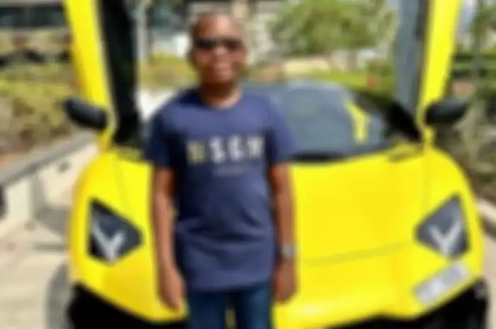 Bocah 10 tahun dapat kado Lamborghini senilai 5 M.