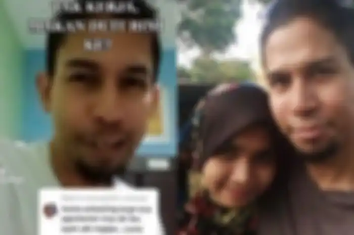 Suhaimi Saad, penyanyi asal Malaysia bersama istrinya