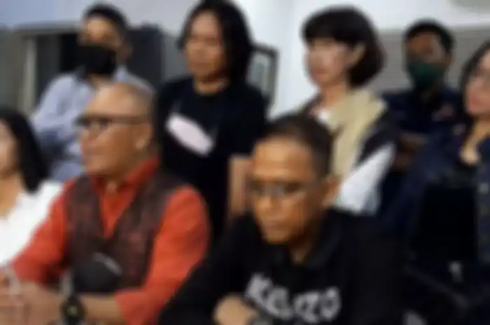 Doddy Sudrajat bersama kuasa hukumnya membicarakan soal uang asuransi Vanessa Angel