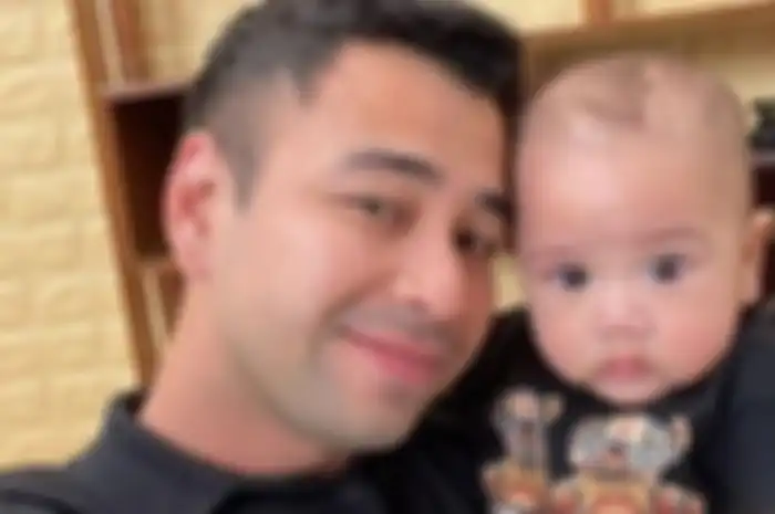Raffi Ahmad dan Rayyanza. 