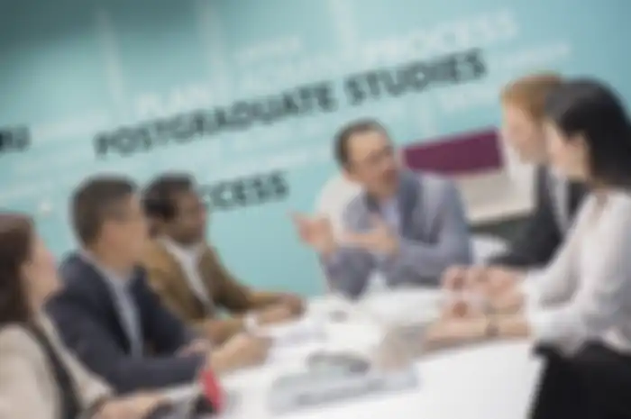 Jago Inovasi, Bisnis dan Komputer? Adikoeosoemo Hadirkan Beasiswa Pascasarjana Pertama di SMU untuk Mahasiswa Indonesia 