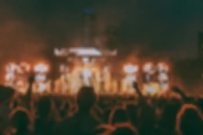 Ilustrasi Nonton Konser