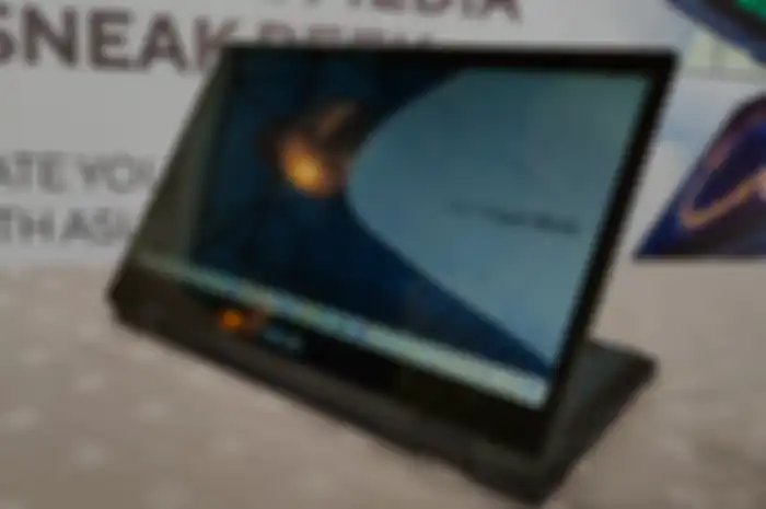ASUS ExpertBook B3 Flip di Indonesia.
