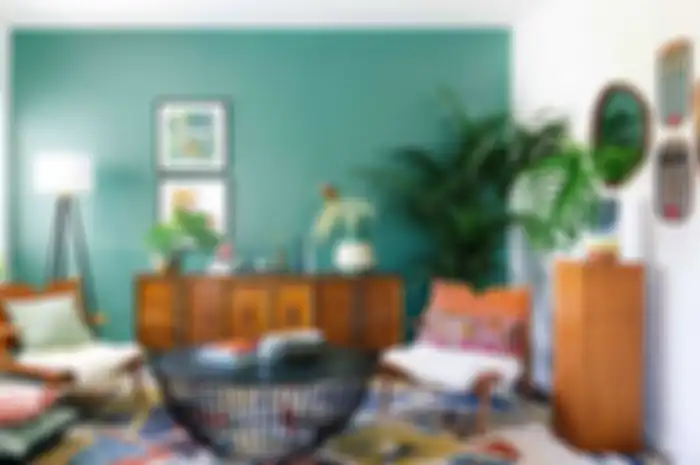 Ilustrasi interior dengan dinding aksen
