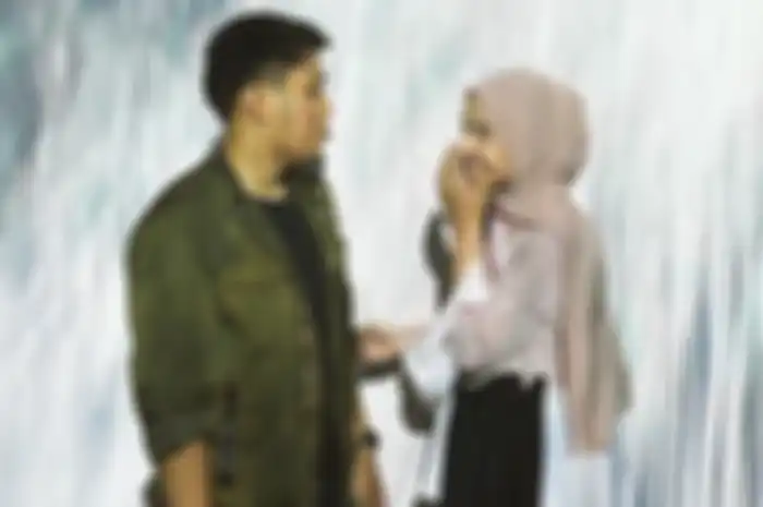 Nabila Ishma kenang momen bersama Eril dan unggah pesan yang ditulis sang kekasih di hari ulang tahunnya.