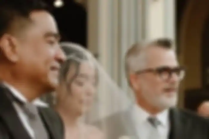 Michael Villareal di pernikahan Eva Celia.