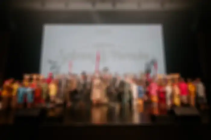  Para penampil Pagelaran Sabang Merauke - Premiere with Live Performance bersama jajaran tim iForte.  