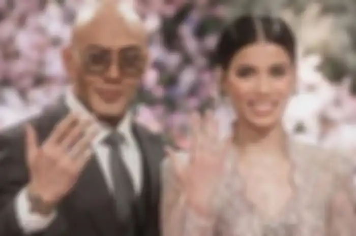 Sabrina dan Deddy Corbuzier 