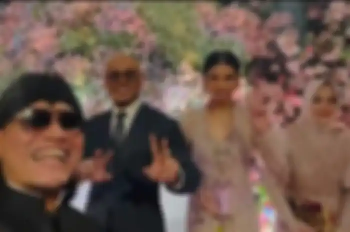 Gus Miftah Hadiri Pernikahan Deddy Corbuzier-Sabrina Chairunnisa.