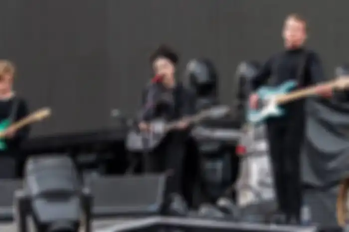 Kuartet indie pop asal Manchester, Inggris , Pale Waves