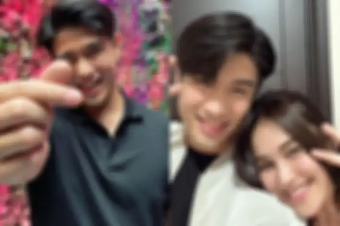 Victor Agustino dan Ayu Ting Ting