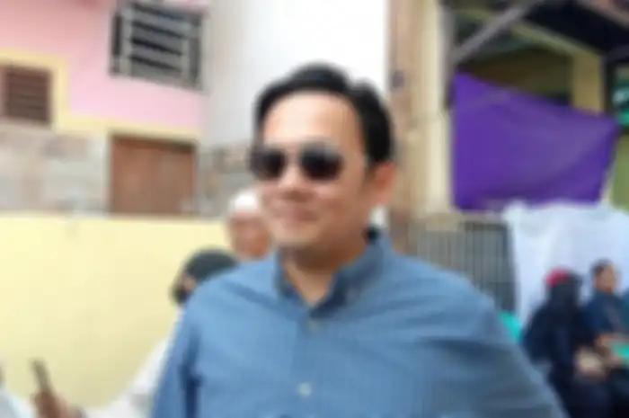 Farhat Abbas mendatangi rumah duka mendiang Dian Pramana Poetra di Jalan Tebet Barat, Jakarta Selatan, Jumat (28/12/2018).