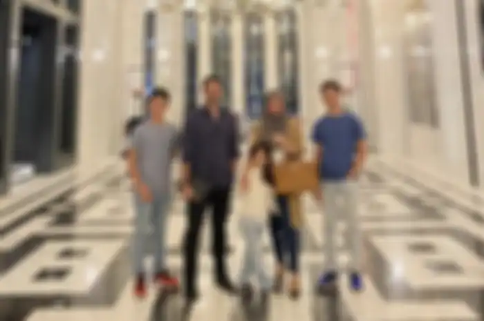 Vitria Mahardika Inda istri desainer interior yang ikut ribut dengan Iko Uwais ternyata punya usaha mentereng ini. Foto sosoknya terekspos.