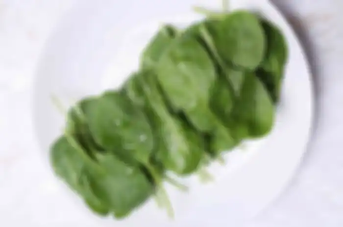 Manfaat rutin makan bayam
