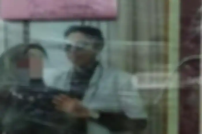 Potret Erayani yang nyamar jadi lelaki demi nikahi gadis 22 tahun