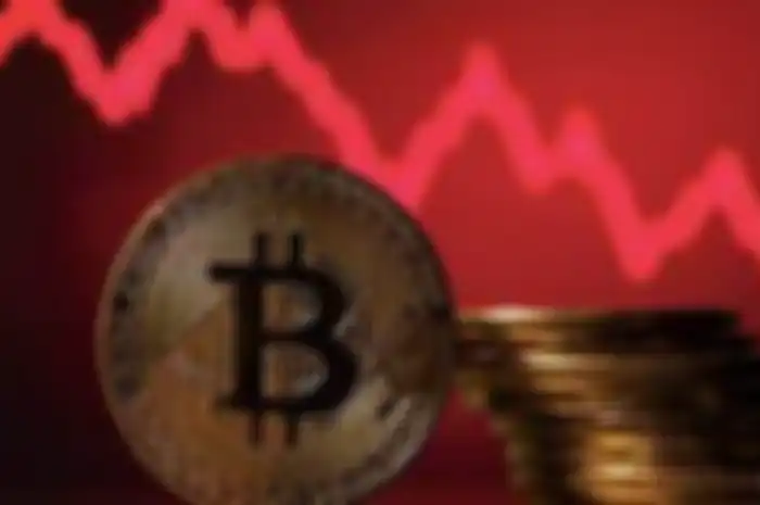 Ilustrasi harga Bitcoin anjlok