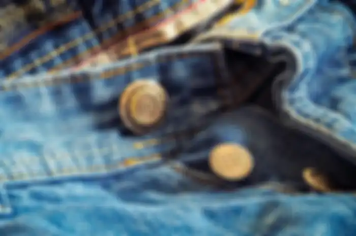 Masih Banyak yang Salah Saat Mencuci Celana Jeans, Ini Caranya Agar Awet Bertahun-tahun