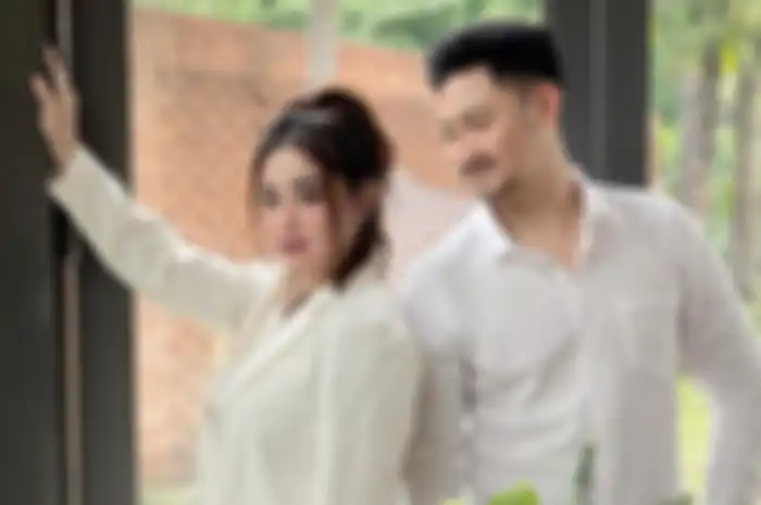 Dewi Perssik dan Angga Wijaya 