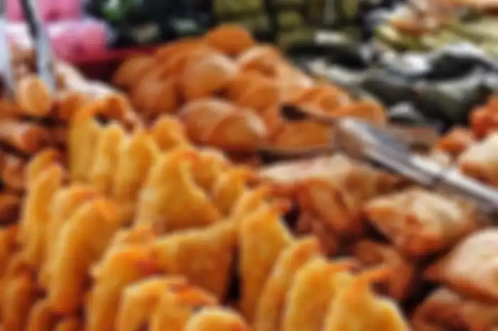 Kalau mau aman makan gorengan, coba deh ikuti tips yang satu ini dulu