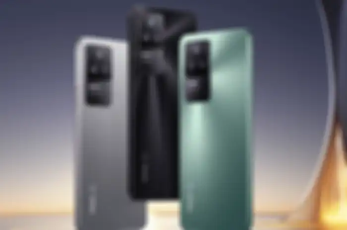 POCO F4