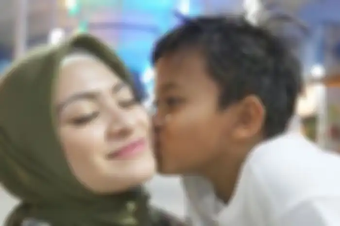 Nathalie Holscher menangis dengar pesan menyentuh untuk Ferdi.