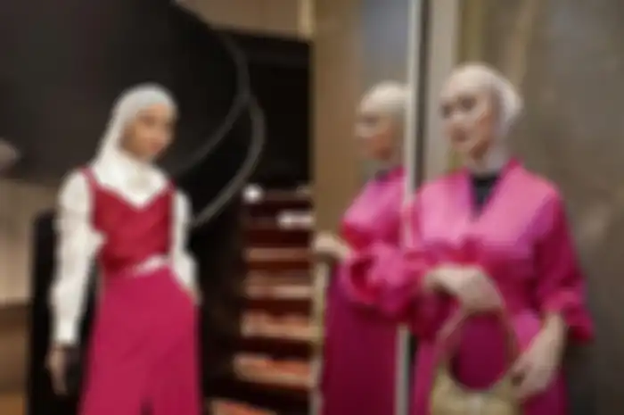 OOTD hijab warna fuschia