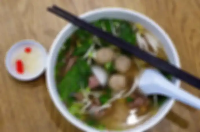 Cara membuat bakso dari daging yang sudah direbus.
