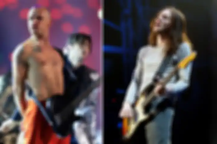 Album By The way jadi penanda pertengkaran John Frusciante dan Flea.