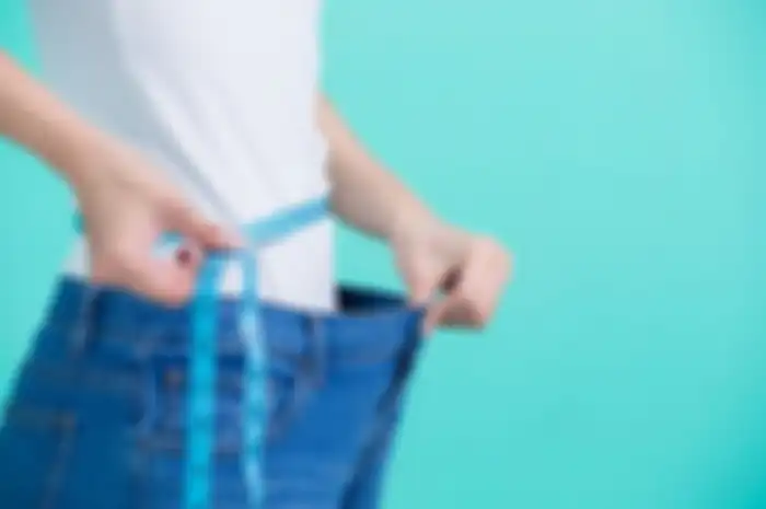 Menurunkan berat badan bisa dilakukan dengan rutin lakukan kebiasaan ini