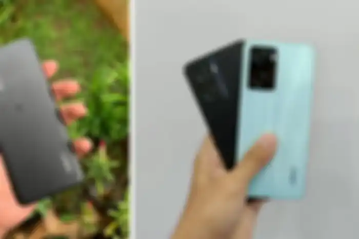 Ilustrasi perbedaan OPPO A57 dan OPPO A55. OPPO A57 (kanan) adalah penerus OPPO A55 (kiri), namun OPPO A57 dibekali fitur dan teknologi terbaru dengan harga lebih terjangkau